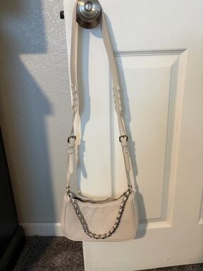 Steve Madden Cream Crossbody Bag with Silver Chain